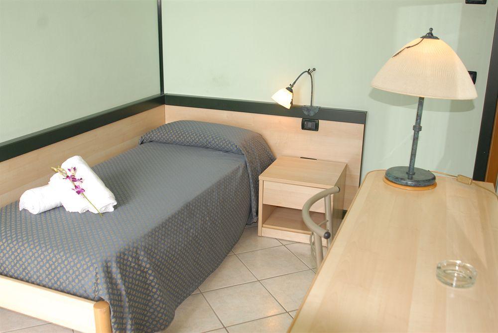 Hotel Gran Delta Di Alba-Invest Srl Rosolina Kültér fotó